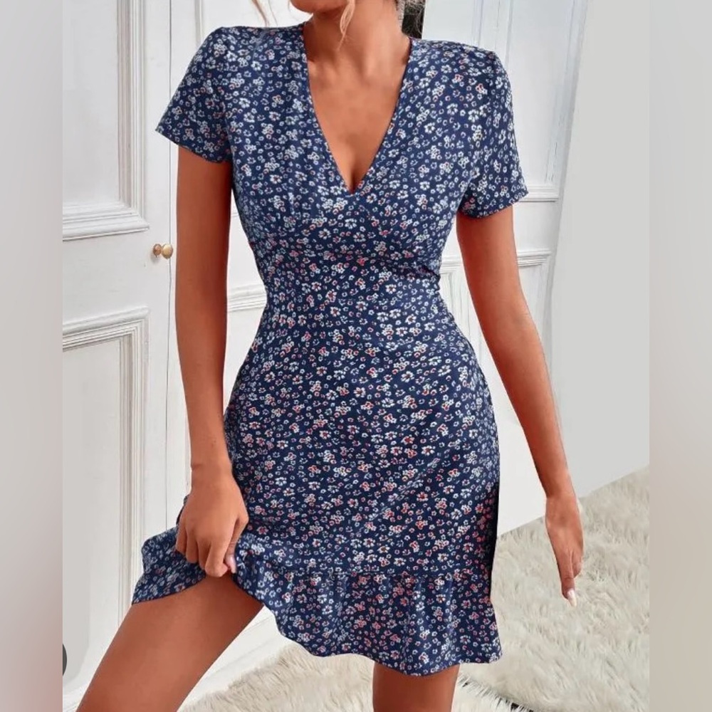 Abercrombie & Fitch Blue and White Ruffled Wrap Sundress